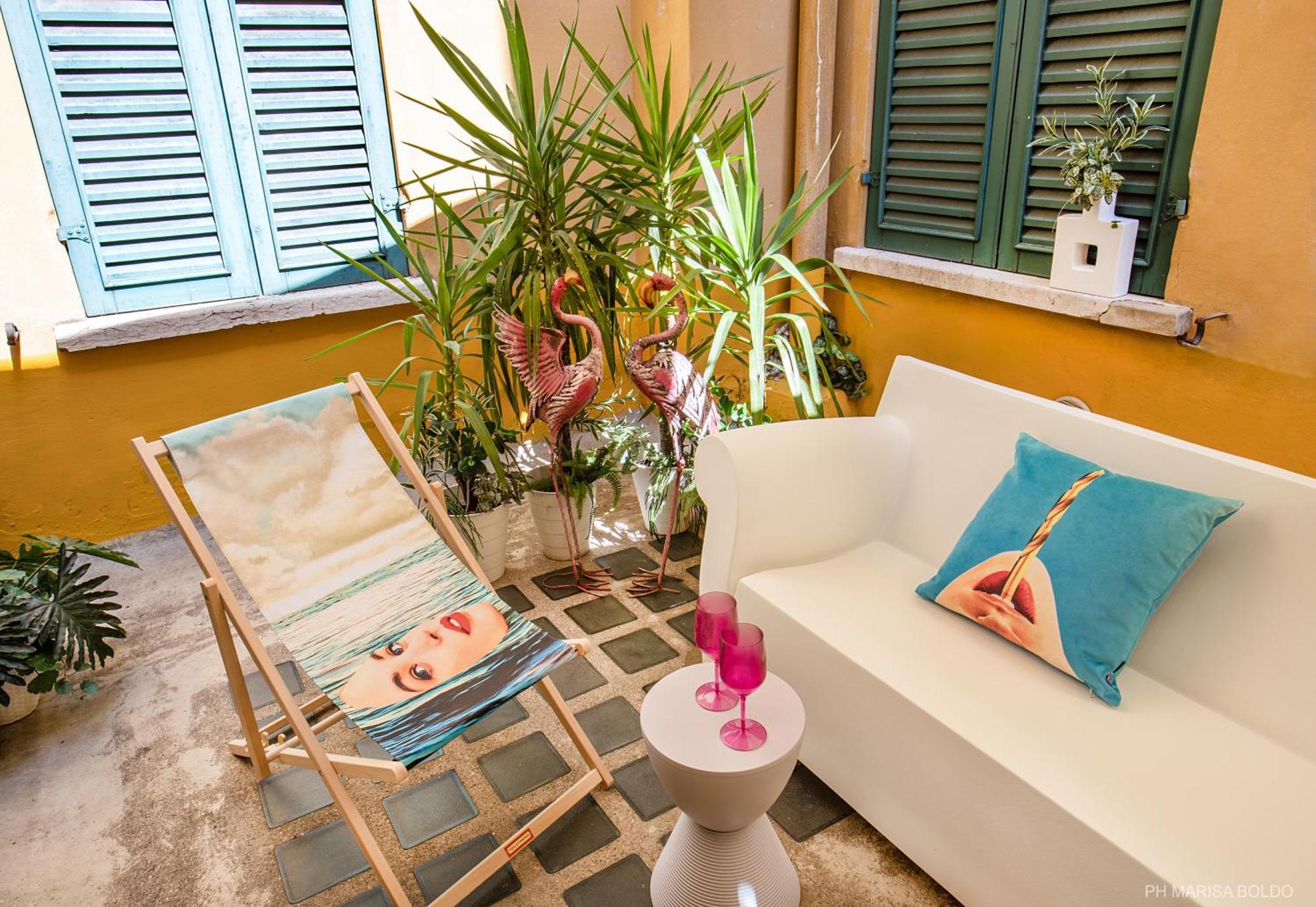 Billie'S Flat Red - Art & Design Apt In Verona Historic Centre Kültér fotó
